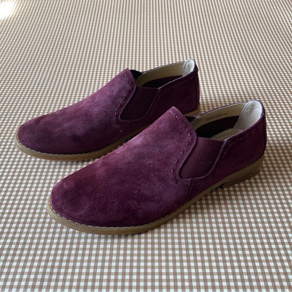 Hush Puppies Chardon Slip on suede shoes. Size 8 WIDE - Picture 2 of 15